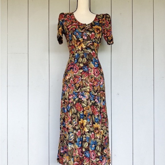 All that Jazz Dresses Vintage All That Jazz Floral Maxi Dress